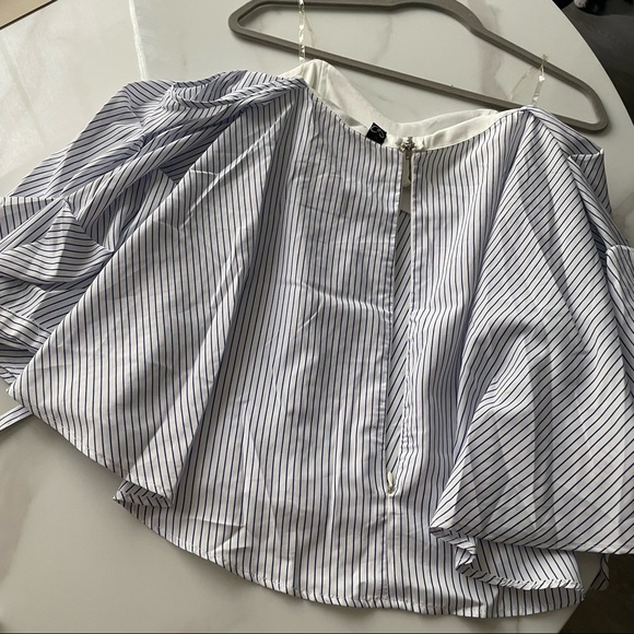 Windsor | Striped Off-the-Shoulder Top - Picture 3 of 8